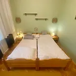 Jol Jarsz Vele * Balatonfenyves
