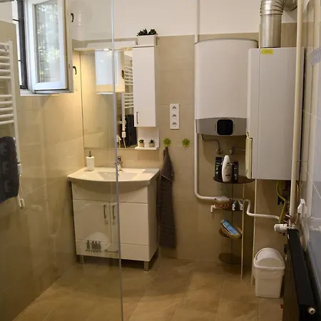 Jol Jarsz Vele * Balatonfenyves