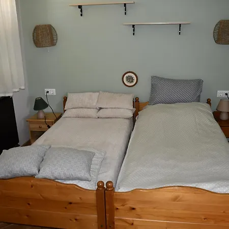 بيت للعطل Jol Jarsz Vele *