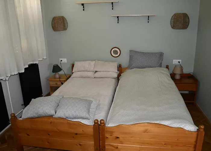 別荘 Jol Jarsz Vele *